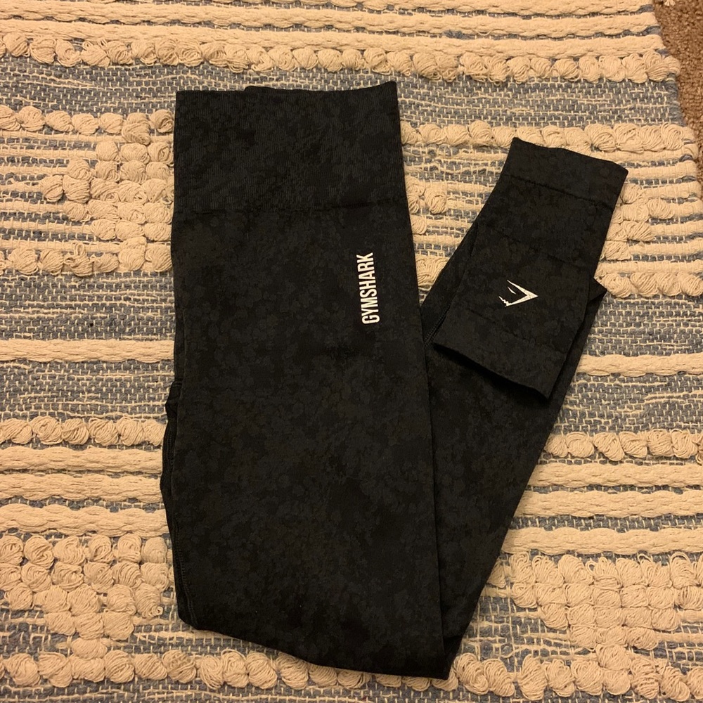 ****SOLD SOLD**Gymshark adapt animal seamless l
